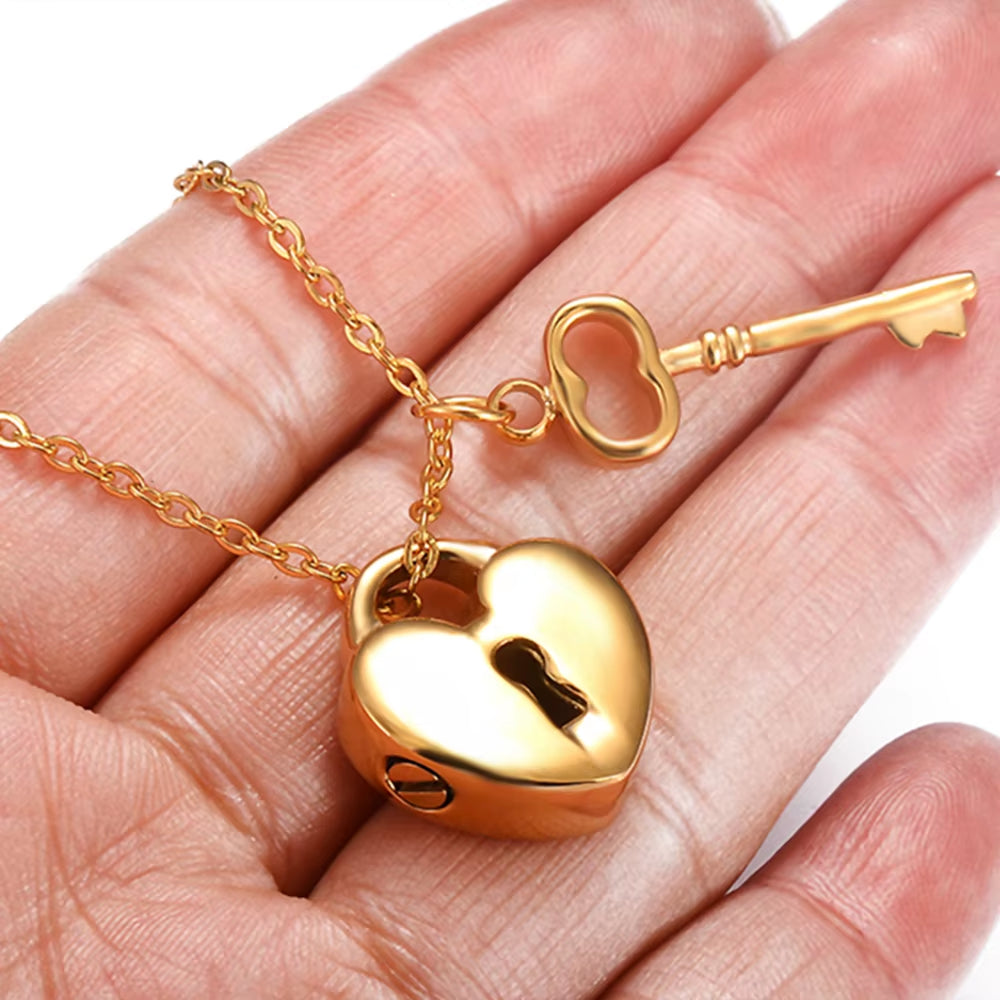 Heart Lock Cremation Urn Pendant Necklace - Stainless Steel Memorial Padlock Ashes Holder Keepsake Jewelry