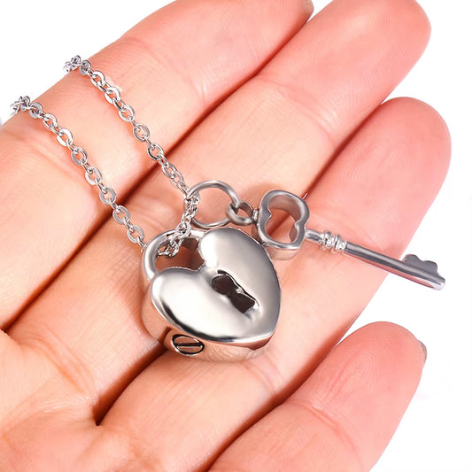 Heart Lock Cremation Urn Pendant Necklace - Stainless Steel Memorial Padlock Ashes Holder Keepsake Jewelry